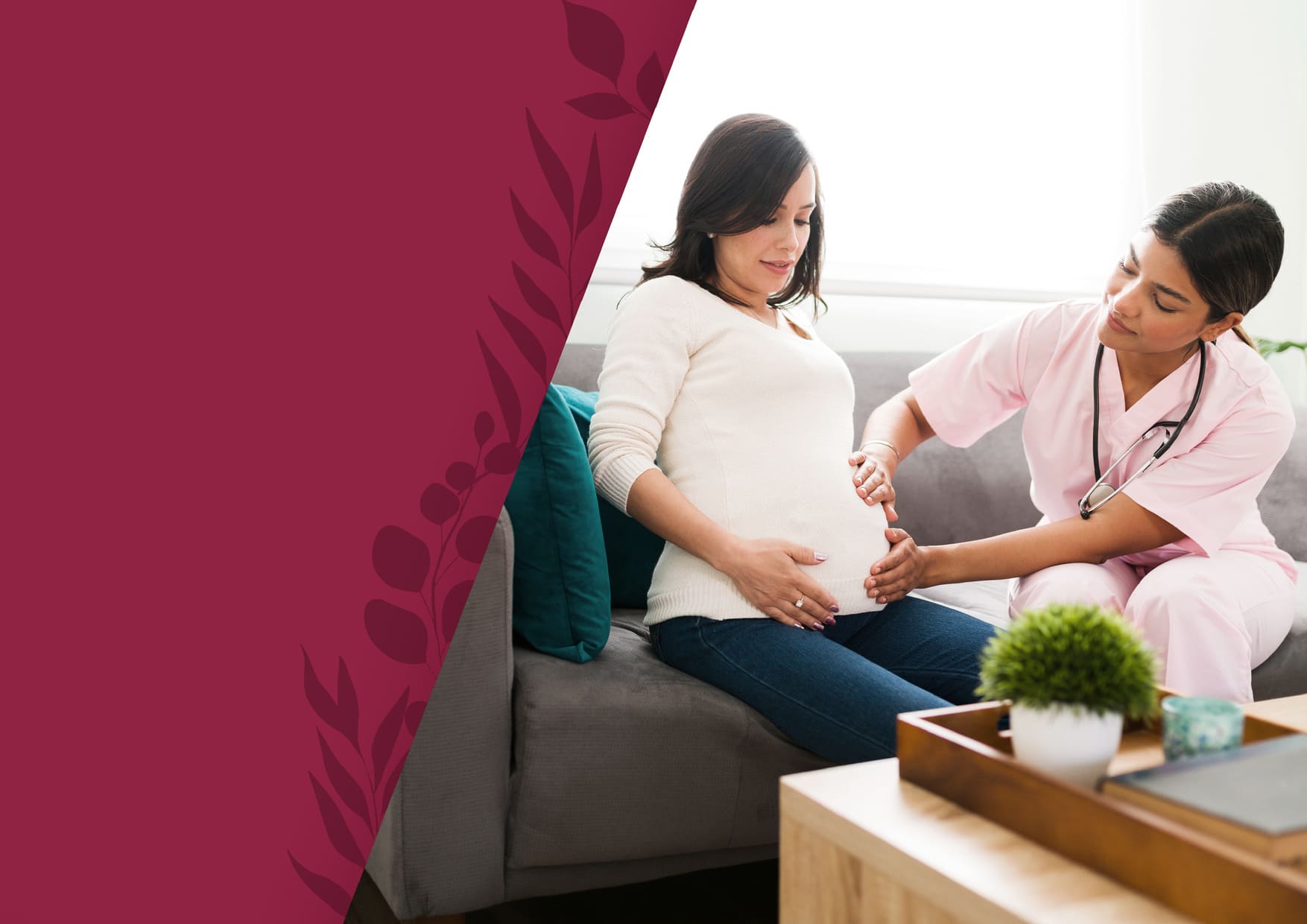 Медсестра та вагітна жінка