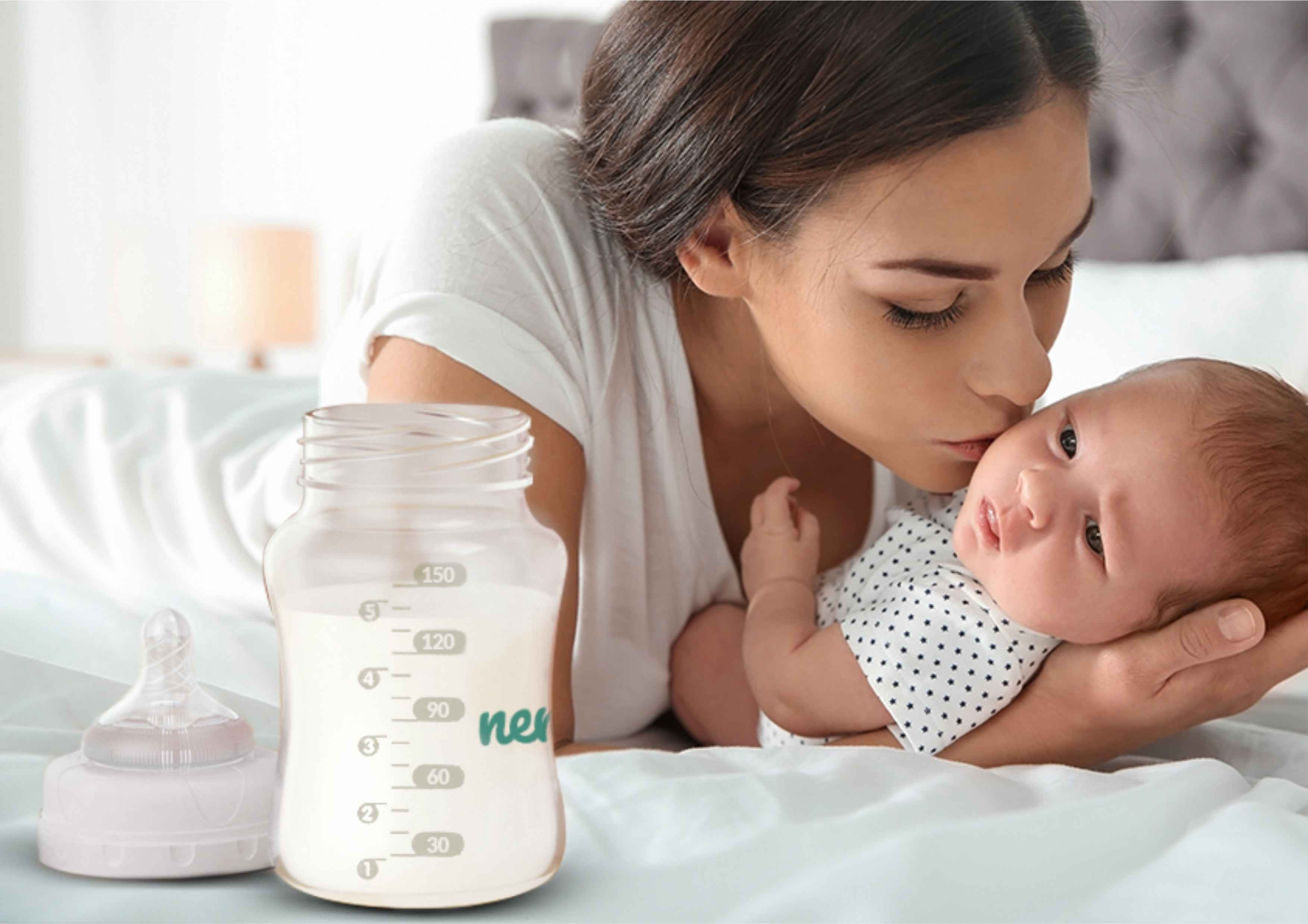 жінка цілує дитину на задньому плані пляшка Neno 150мл